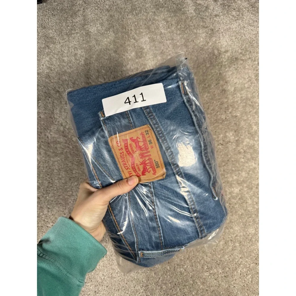 Levis 550 Relaxed Fit Tapered Leg Jeans Men's 36x32 Blue Medium Wash Denim